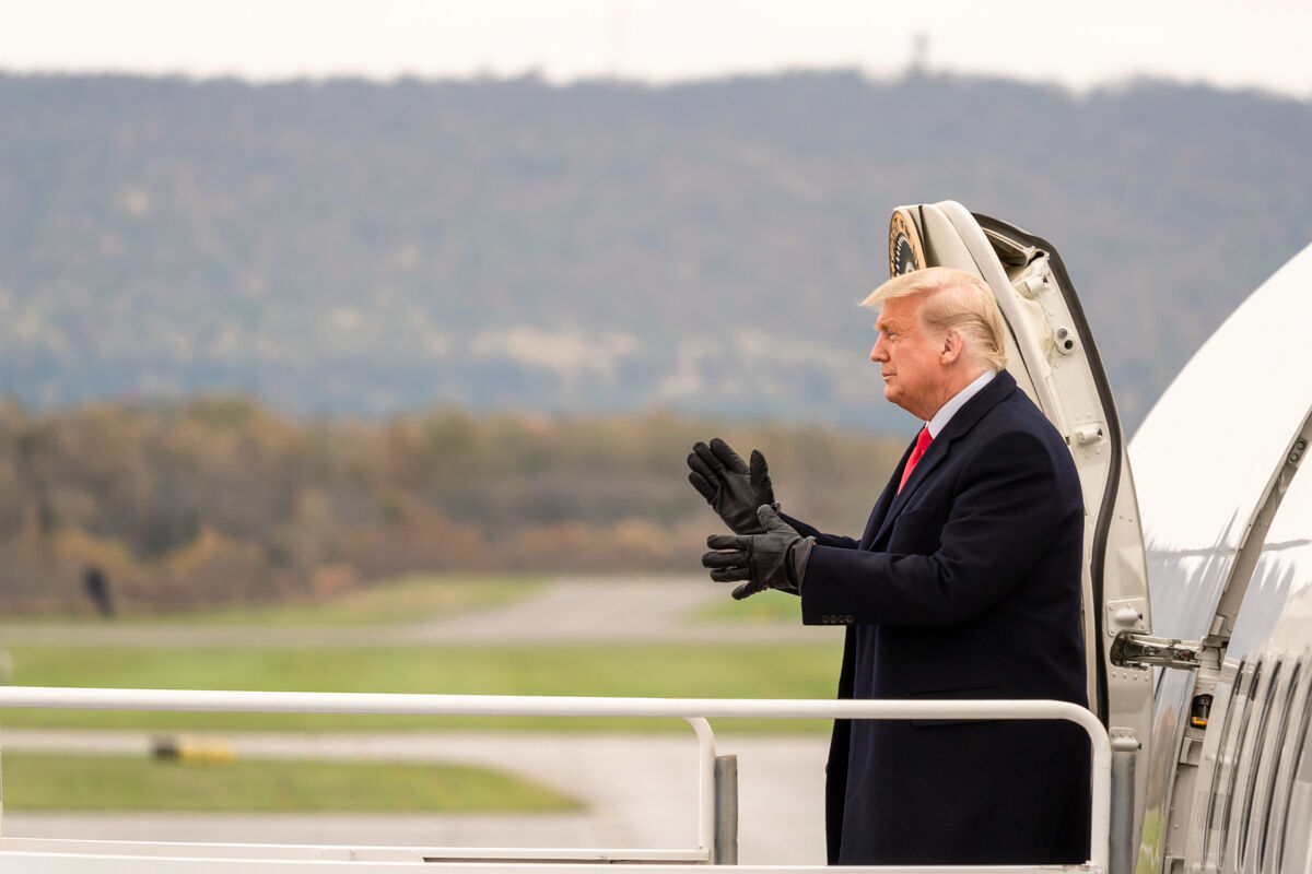 President Trump disembarks Air Force One at Reading Regional Airport